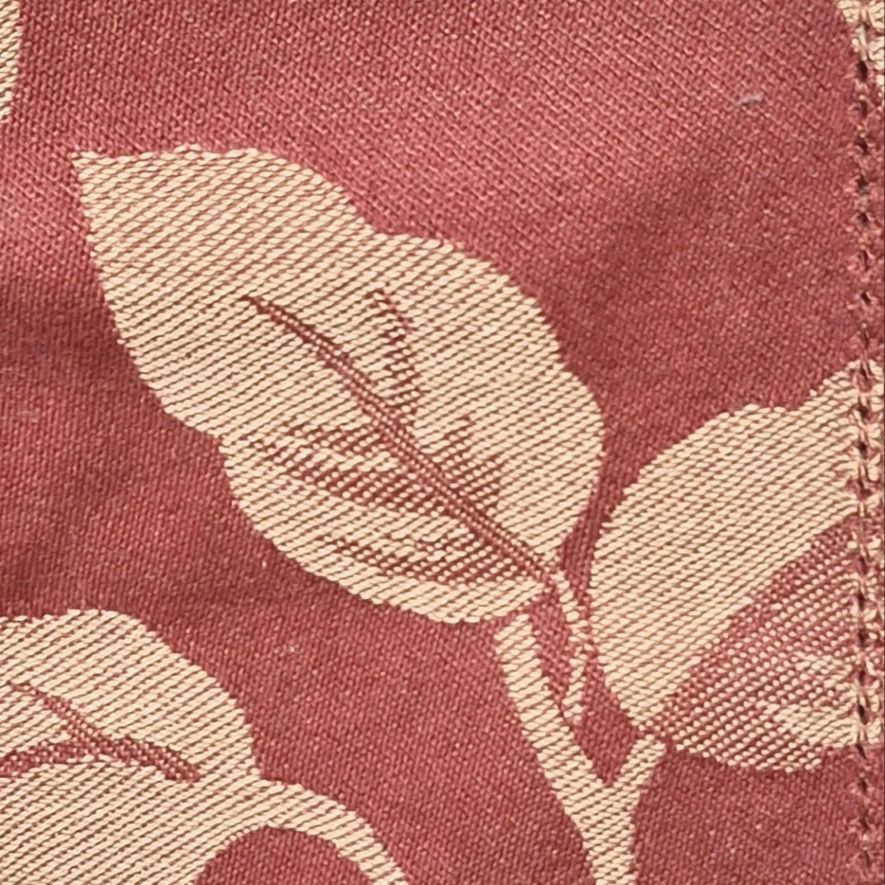Table Runner - Picture 3 of 5